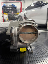 Load image into Gallery viewer, 2017 Audi R8 V10 Plus - Intake Manifold Assembly
